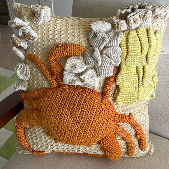 NEW WITH TAGS! Anthropologie hand crotcheted pillow - Picture 10 of 10